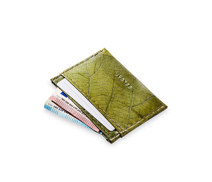 SLIM LEAF Kartenhalter aus Blattleder in Leaf Green
