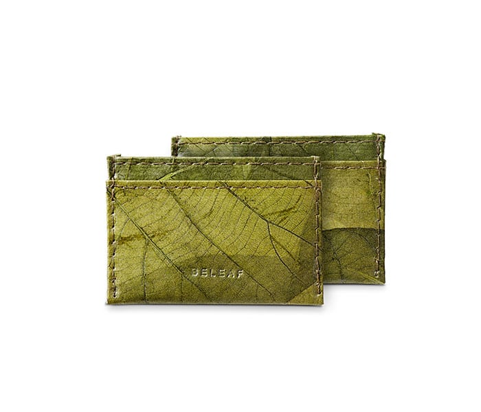 SLIM LEAF Kartenhalter aus Blattleder in Leaf Green